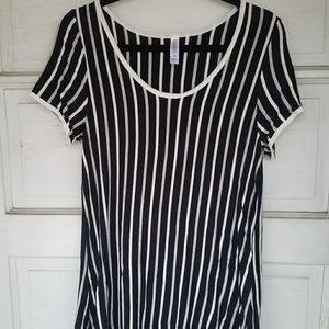 LuLaRoe Classic T